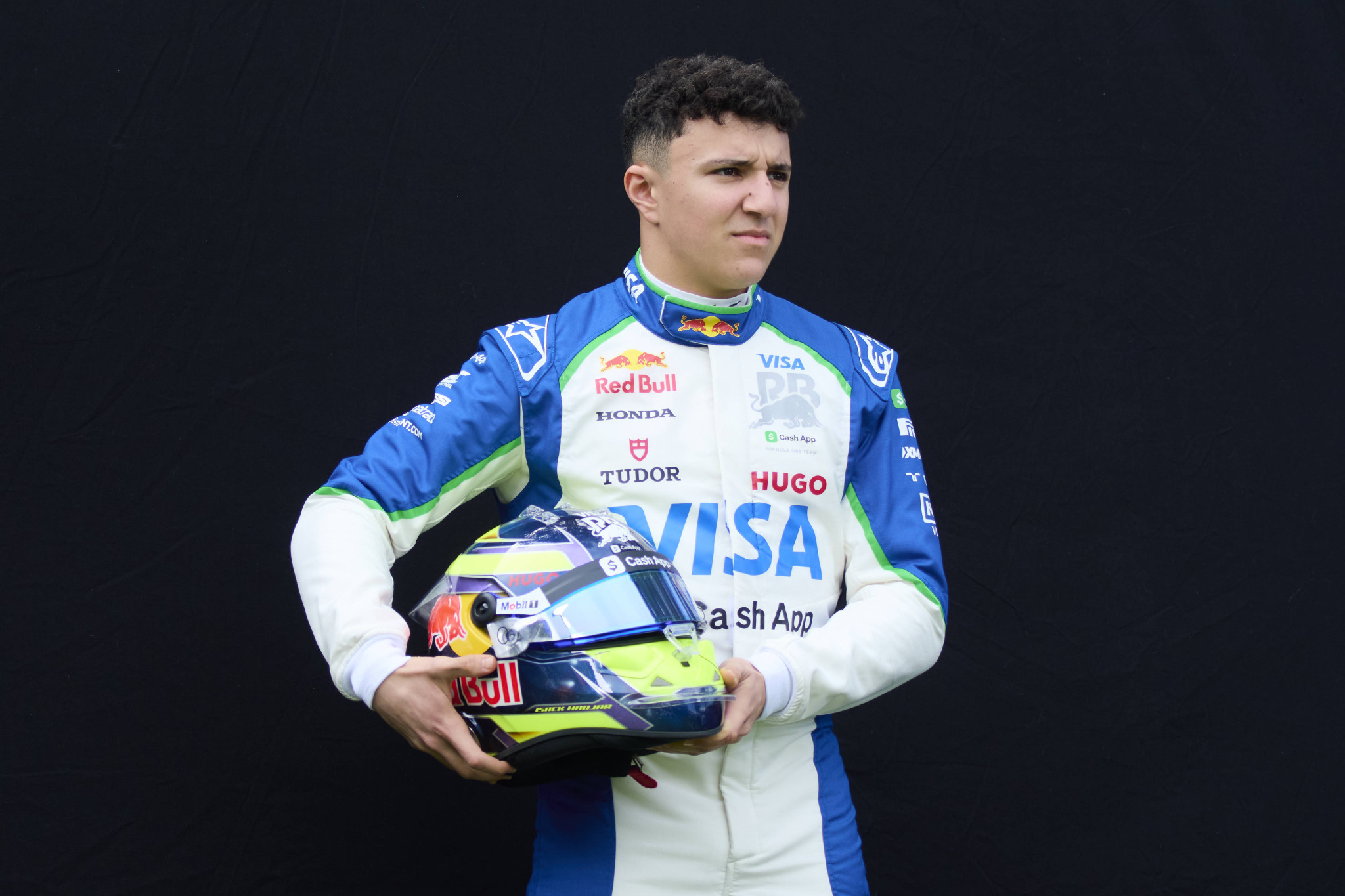 Τι κοινό έχει ο Χάντζαρ με τον Νεύτωνα και γιατί το κράνος του Γάλλου αποτελείται από τύπους φυσικής