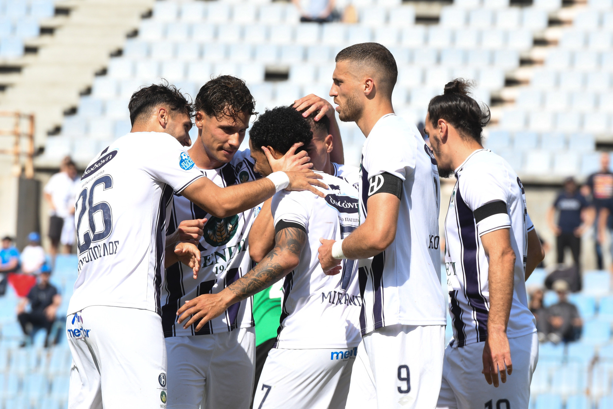 Ο Ηρακλής δεν πήρε άδεια και προχώρησε σε ανανεώσεις ποδοσφαιριστών