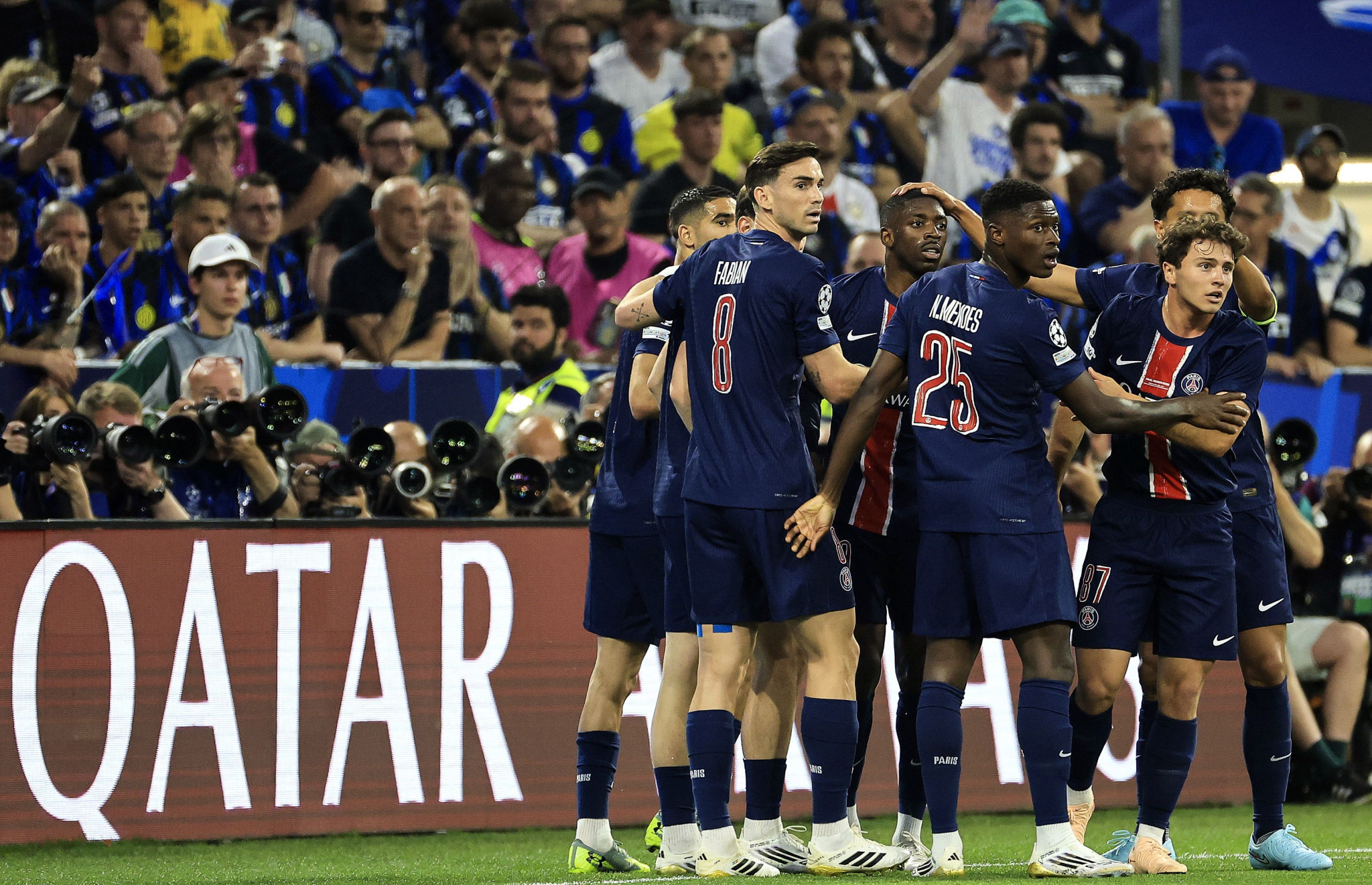 «Πάρτι» της Παρί Σεν Ζερμέν, ο Κβαρατσχέλια κάνει το 4-0 (video)