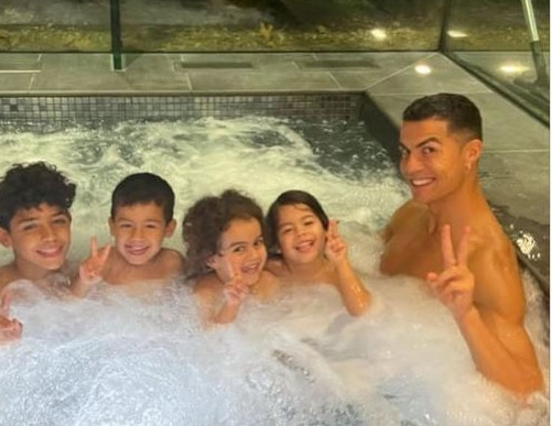 Ο πρώην σωματοφύλακάς του Ρονάλντο αποκαλύπτει τα τρελά λεφτά που έπαιρνε από τον Πορτογάλο