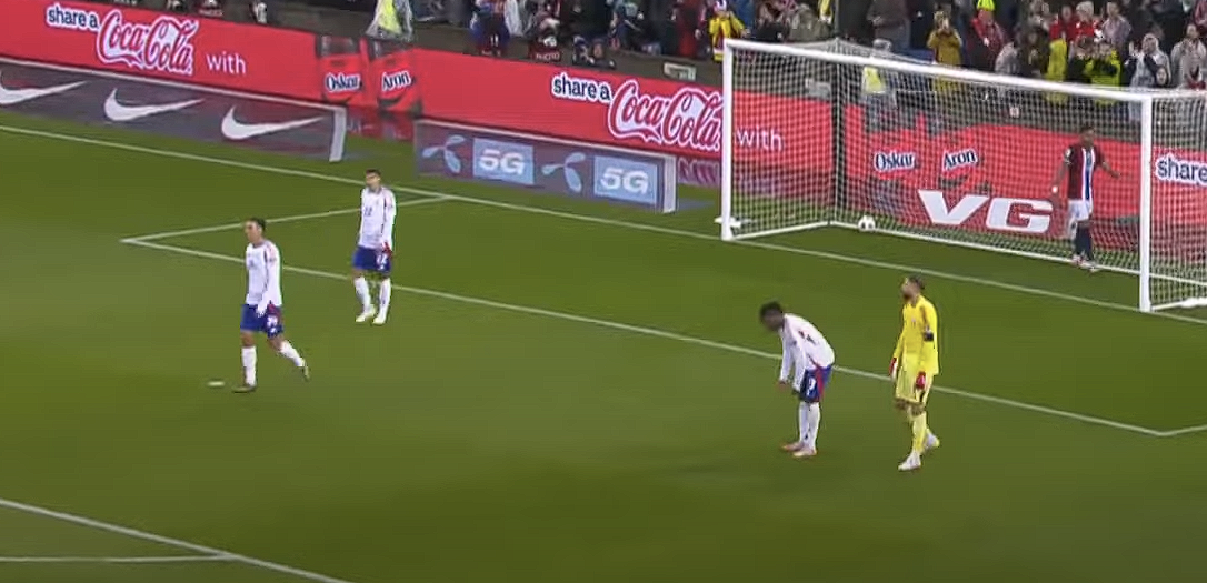 «Θύμισε τον Τιτανικό»: Σκληρή κριτική των ιταλικών MME στην «Σκουάντρα Ατζούρα» μετά το... στραπάτσο στο Όσλο