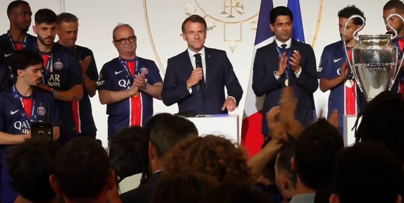 Το ζεύγος Μακρόν υποδέχθηκε τους πρωταθλητές Ευρώπης: «Ήταν η νίκη μιας ενωμένης ομάδας»