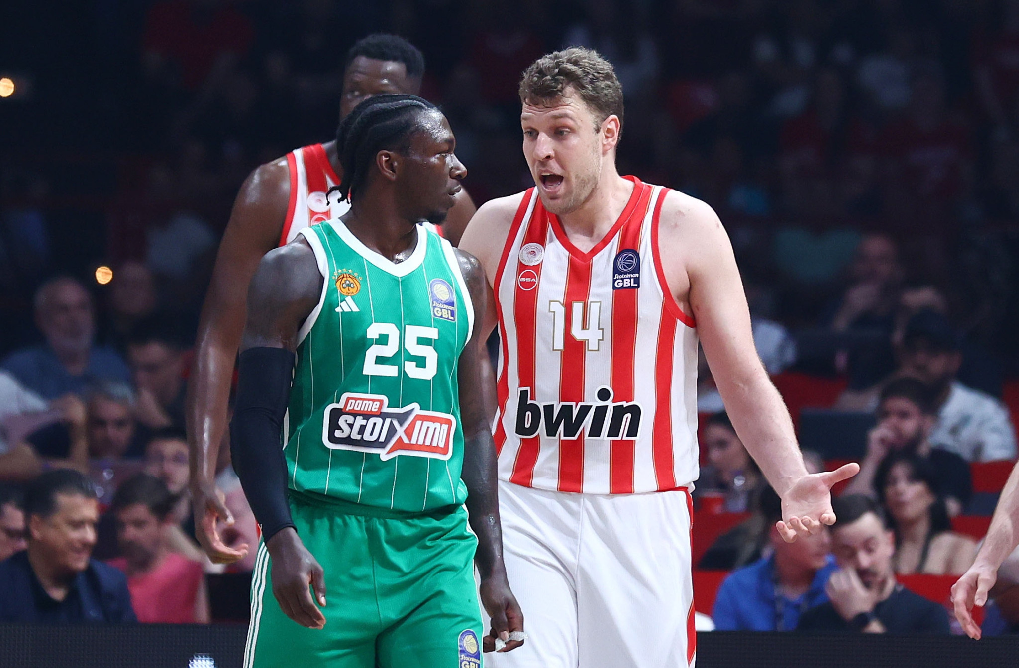 Ο Μπιλ Σίμονς βάζει «φωτιά»: «Πιθανοί στόχοι για ΝΒΑ Europe Παναθηναϊκός και Ολυμπιακός»