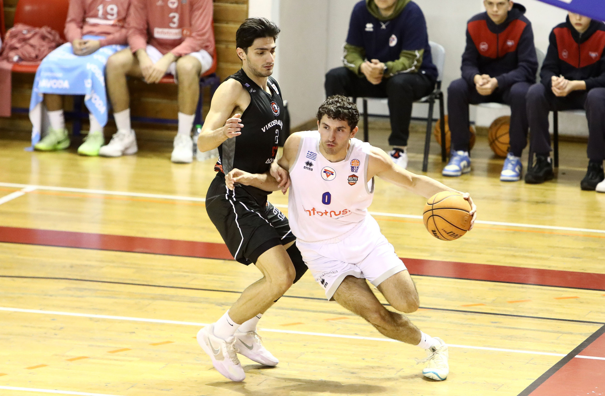 Πολύ κοντά στον Τζον Ιτούνας το Περιστέρι (video)