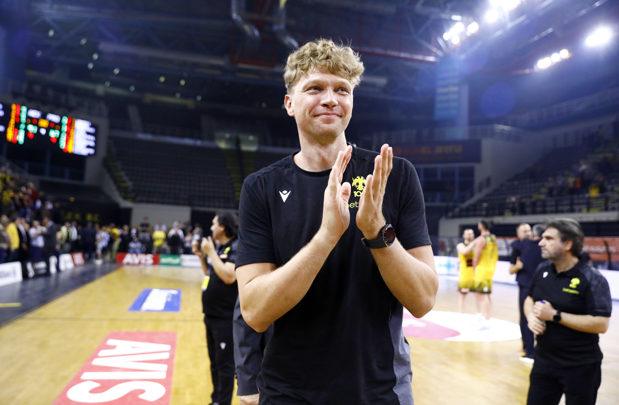 Ο Κουζμίνσκας συνδυάζει διακοπές και... μπάσκετ