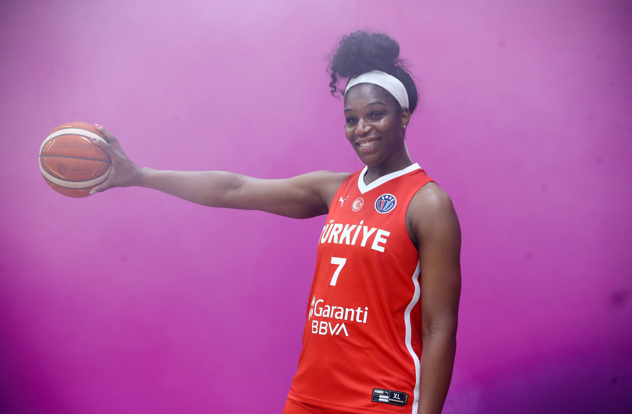 Η Τιάρα ΜακΚόουαν στο Athletiko: «Ήρθαμε στο EuroBasket για να παλέψουμε για μετάλλιο»