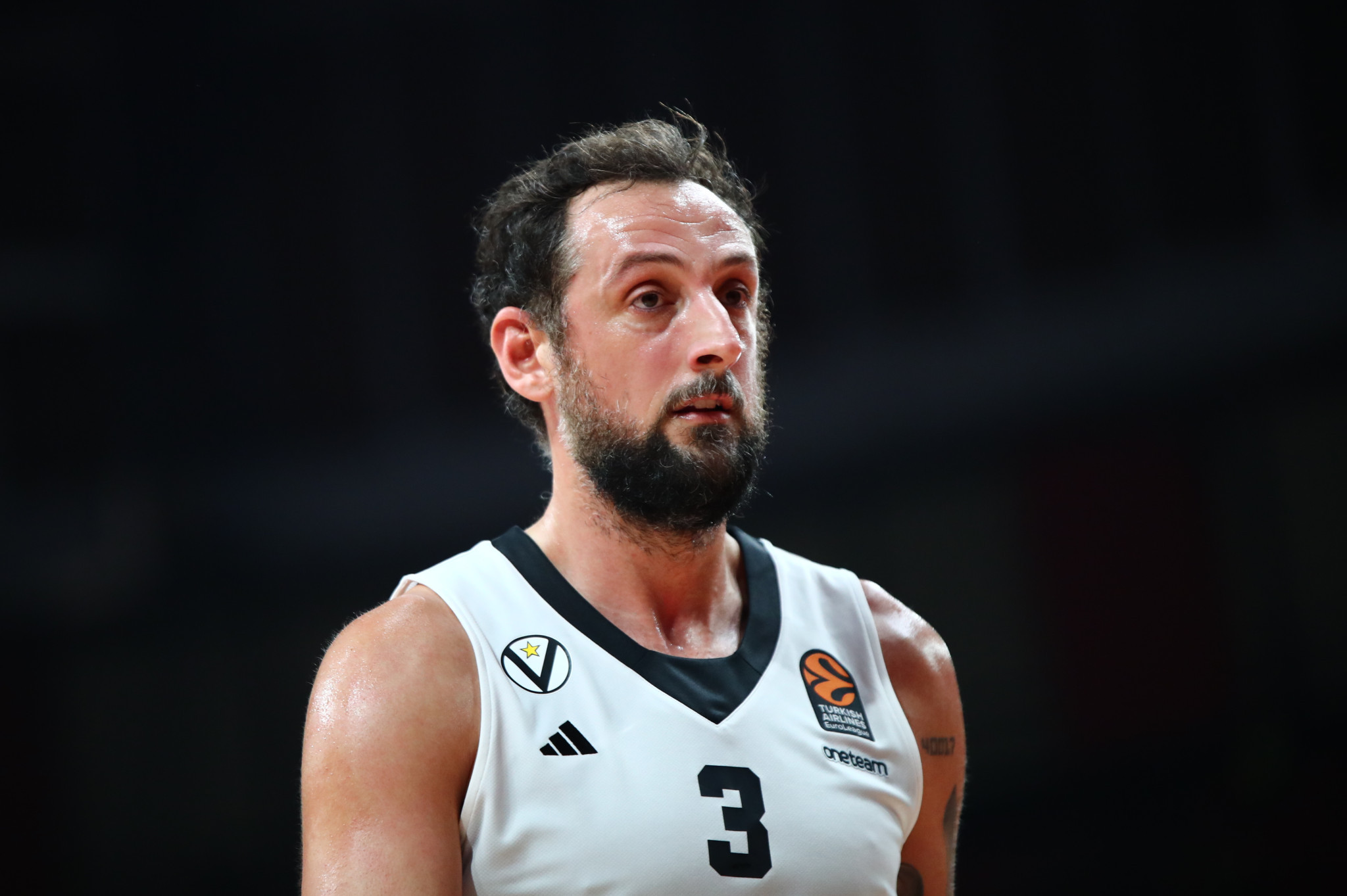 Ο Μάρκο Μπελινέλι απάντησε στο ενδεχόμενο απόσυρσης: «Δεν θέλω να αποφασίσω αυθόρμητα...»