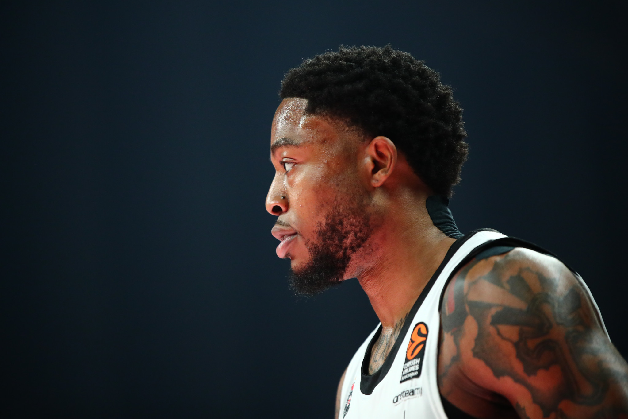 Τζόουνς: «Στόχος να μείνω στην Παρτίζαν»