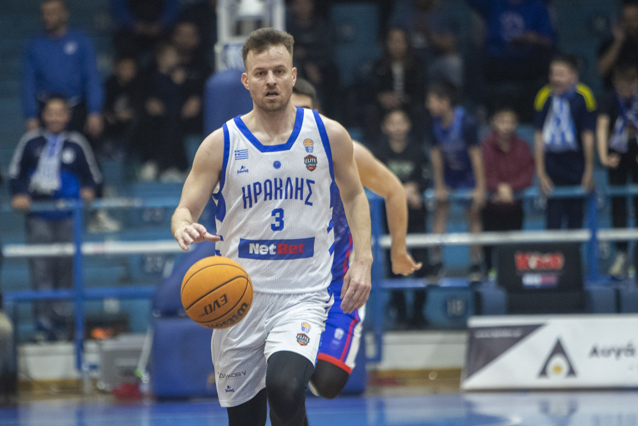 Παραμένει στον Ηρακλή ο Νίκος Παπαρέγκας