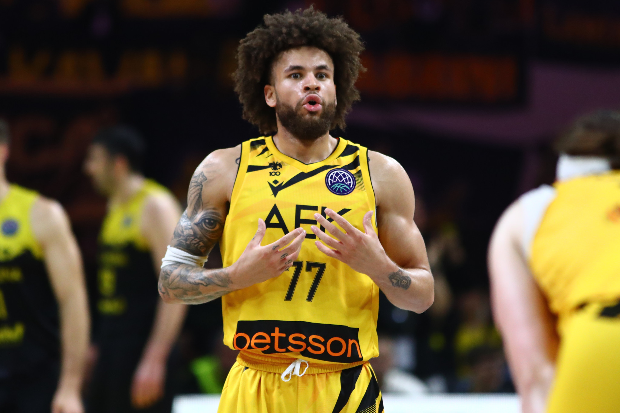 Προβάδισμα Μπαχτσεσεχίρ για Χέιλ, στο παιχνίδι Μάλαγα και Παρί!