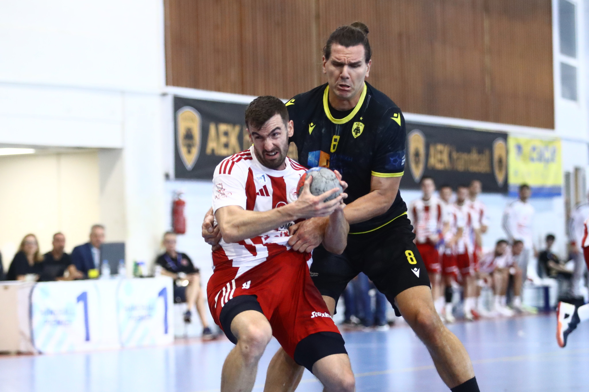 Τα highlights από τη νίκη-τίτλου του Ολυμπιακού επί της ΑΕΚ στο χάντμπολ (video)