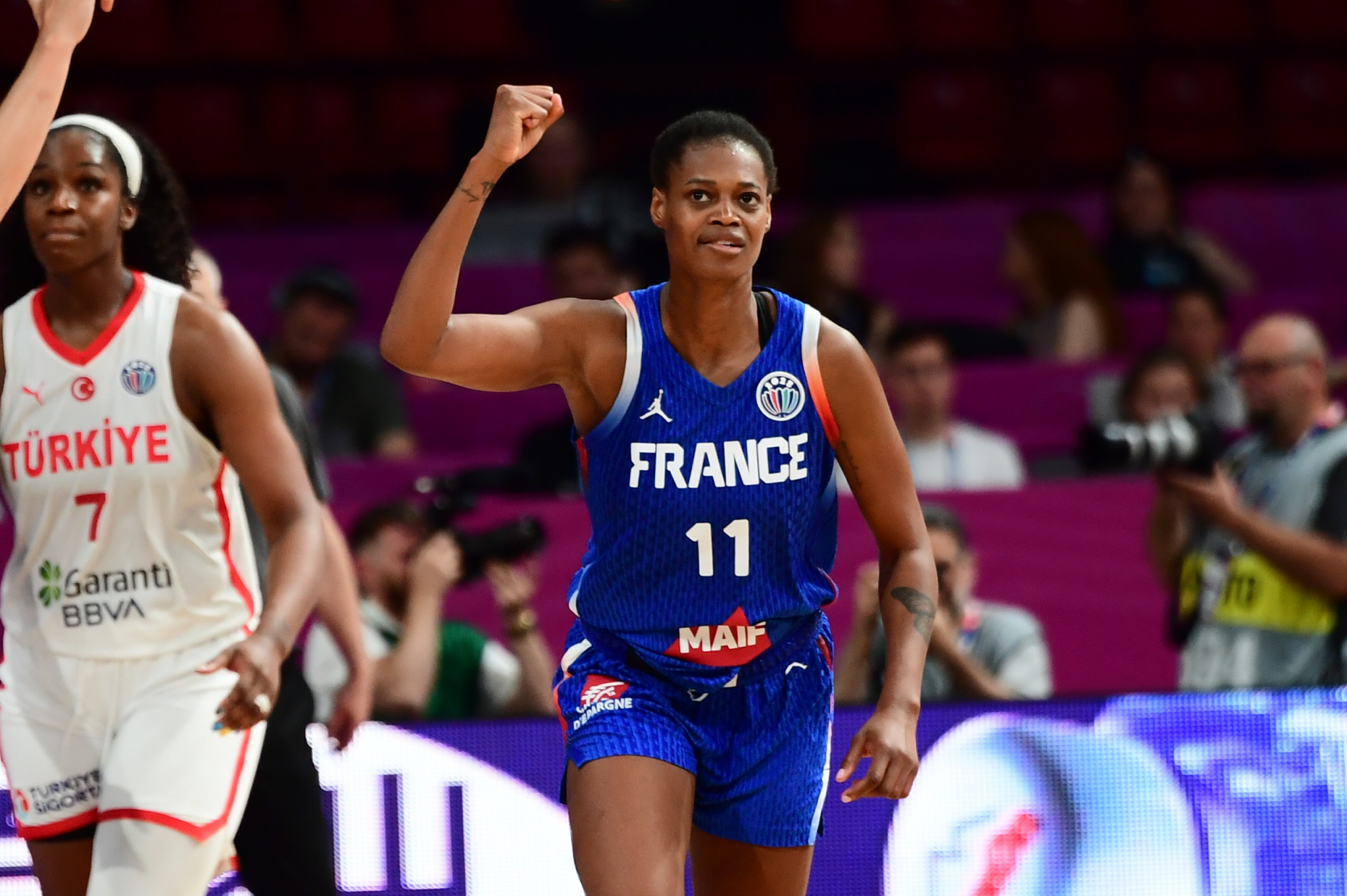 H clutch Αγιαγί οδήγησε σε δύσκολη νίκη την Γαλλία στην πρεμιέρα του Eurobasket