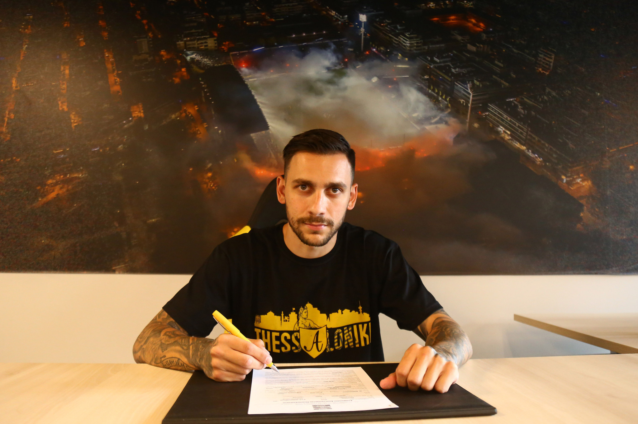 Επίσημα στα κιτρινόμαυρα ο Τάσος Δώνης - «Ιδανική στιγμή να γυρίσω στην Ελλάδα»