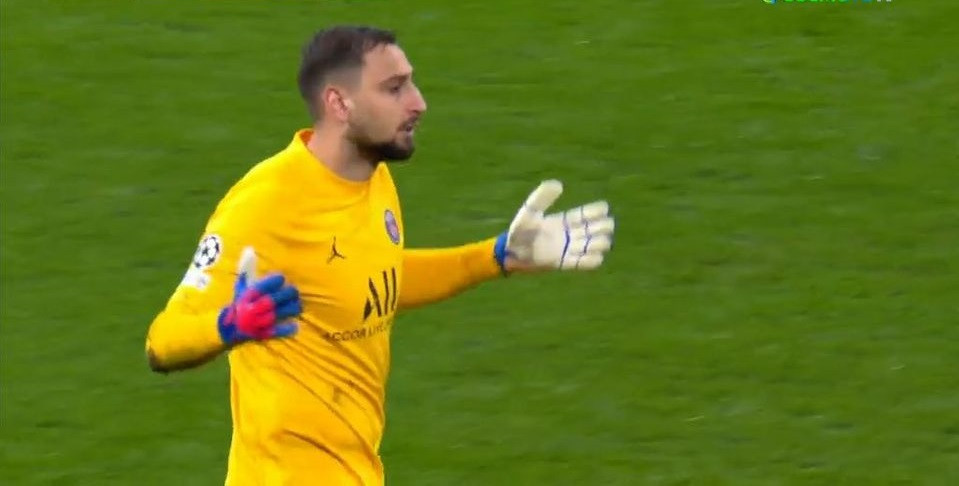 Ο Ντοναρούμα στο στόχαστρο των Μάντσεστερ Γιουνάιτεντ και Ίντερ