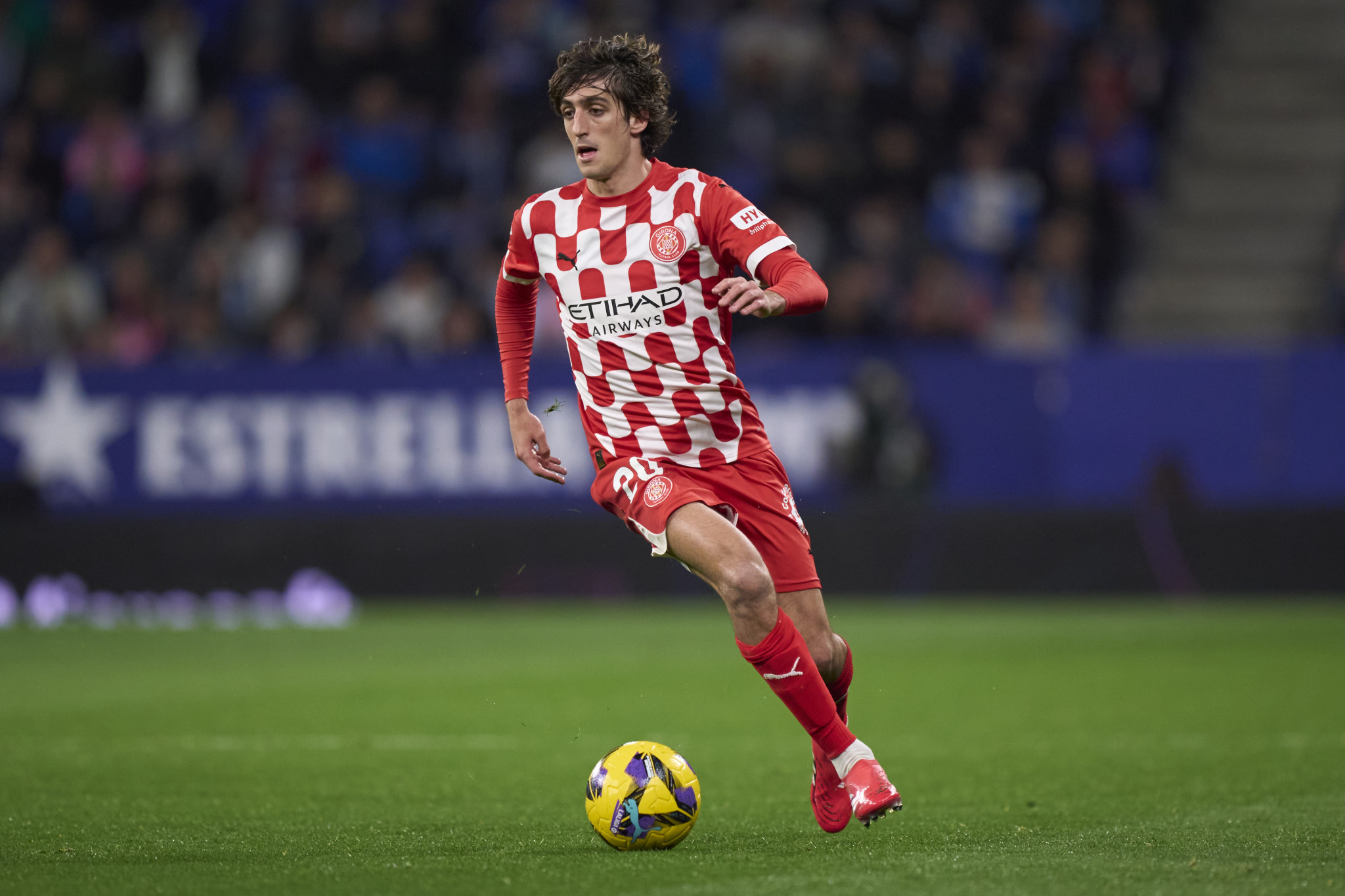 Γιατί ο Ολυμπιακός τα «σπρώχνει» για Σιπιόνι, η αναμονή για Βιθέντε και το sms του Μπράιαν Χιλ