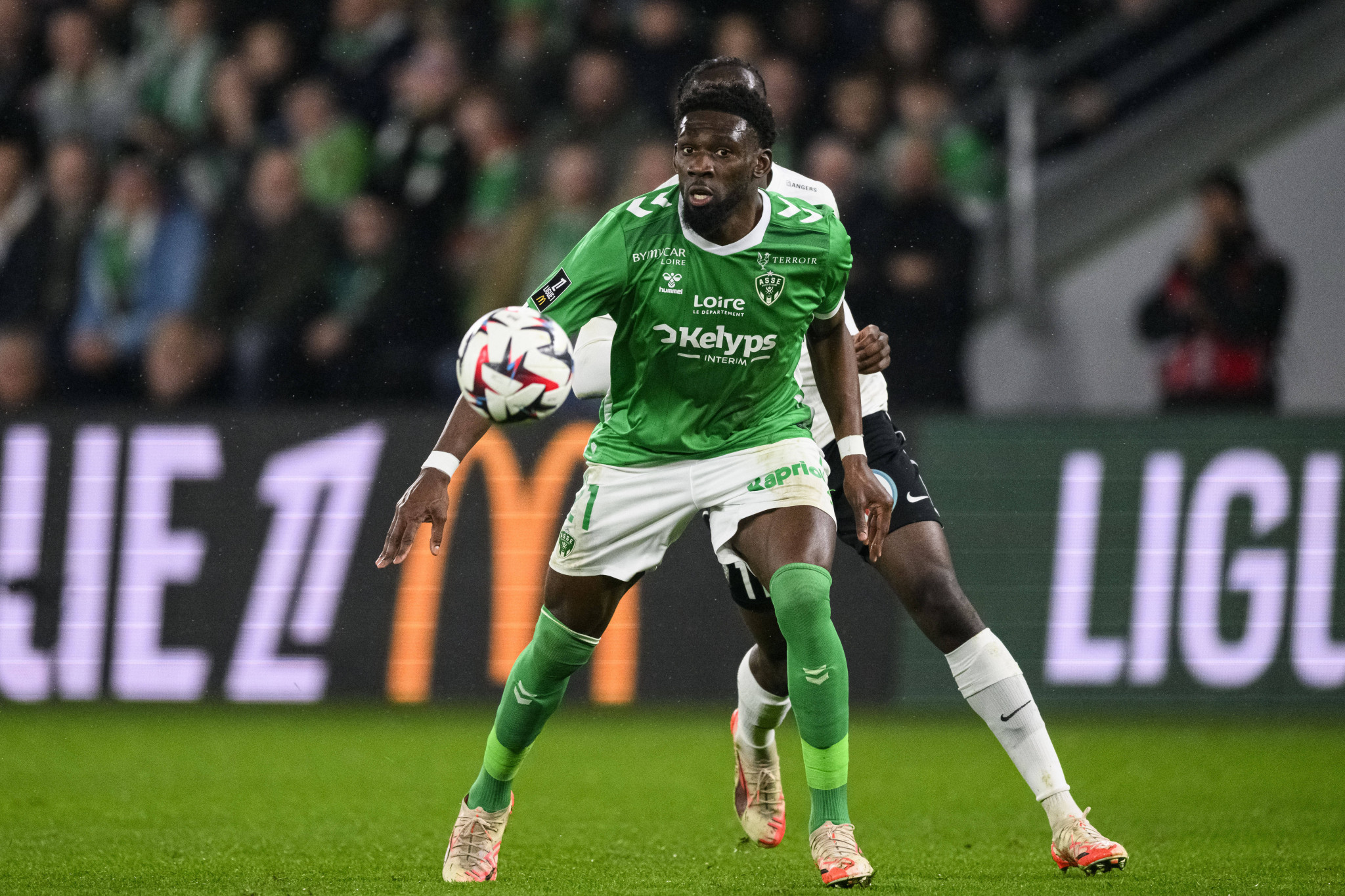 «Η ΑΕΚ κατέθεσε πρόταση για τον Ντίλαν Μπατουμπινσικά της Σεντ Ετιέν»