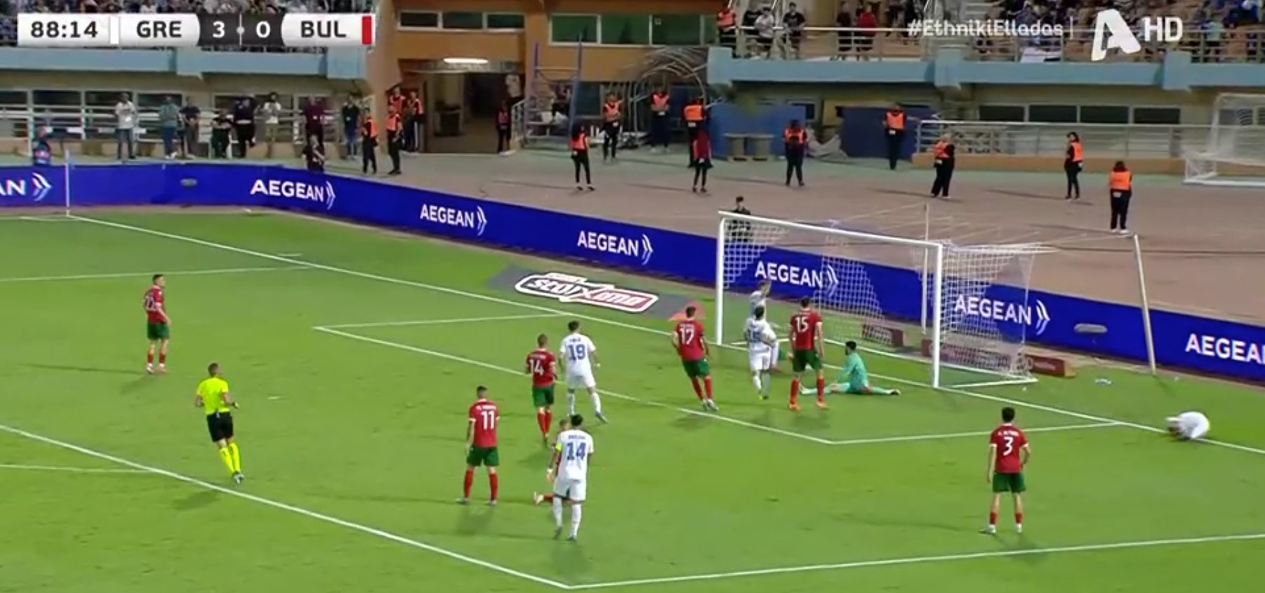 Ο Κωνσταντέλιας προ κενής εστίας «υπογράφει» το 4-0 (video)