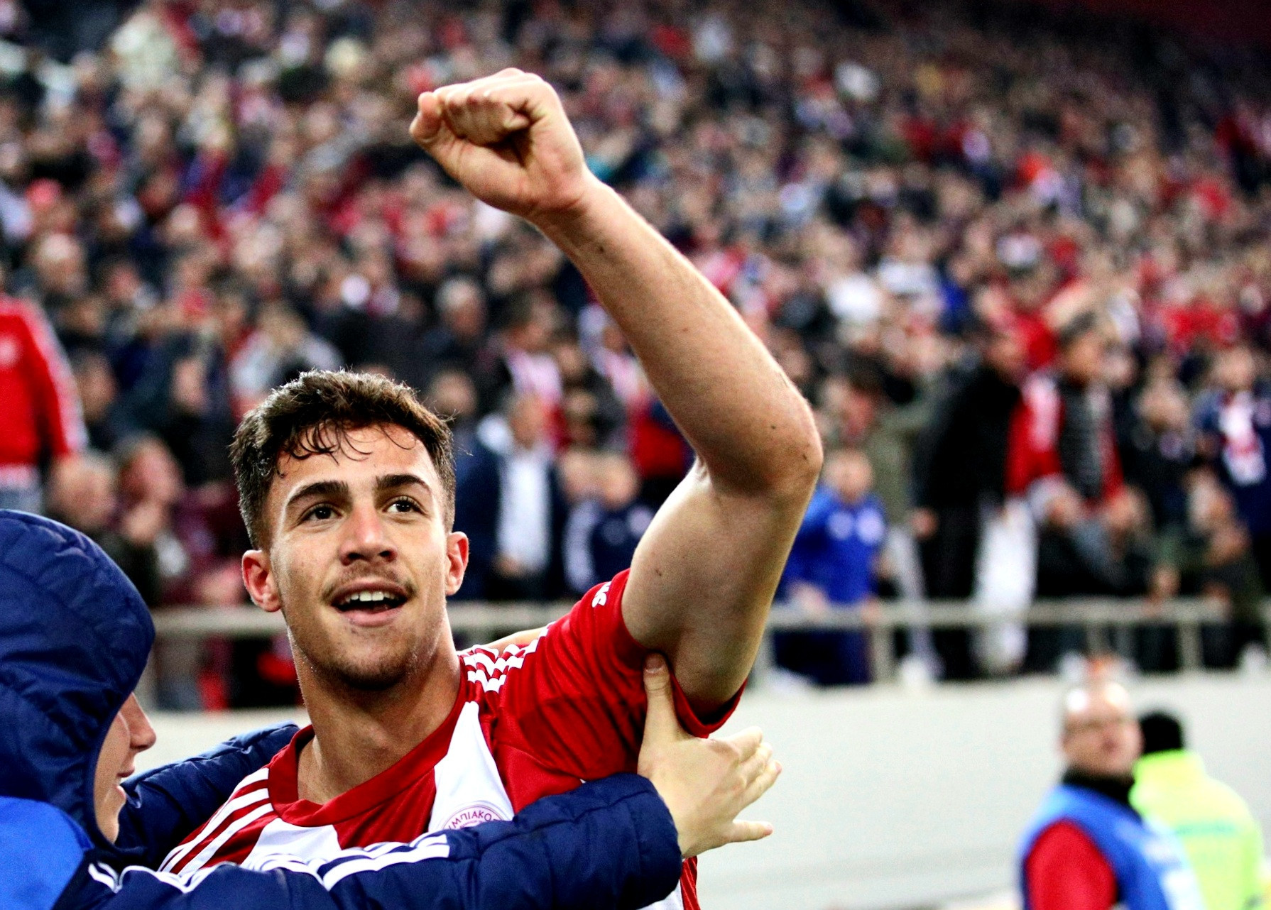 «Δεν είναι αντίο, είναι εις το επανειδείν»: Η συγκινητική ανάρτηση του Κωστούλα για τον Ολυμπιακό