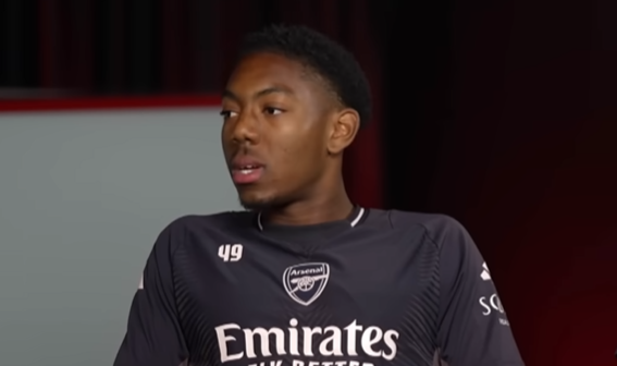 Ανανεώνει με την Άρσεναλ ο Λιουίς-Σκέλι