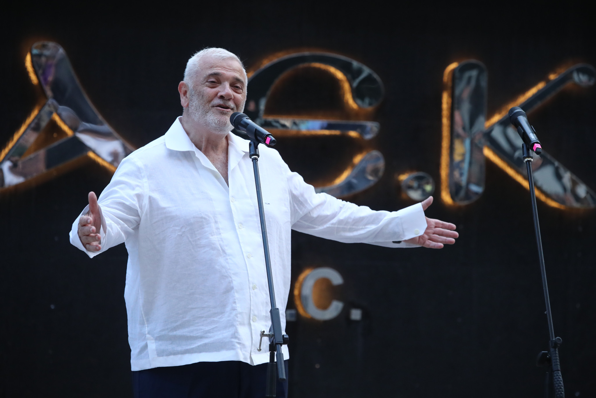 Εγινε παππούς ο Δημήτρης Μελισσανίδης