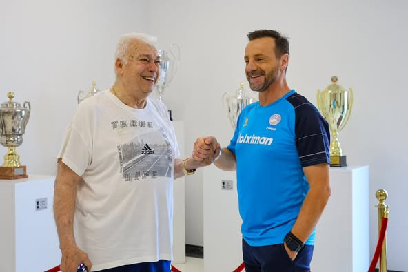 Ο Χρίστο Μπόνεφ στα 78 του ηγείται της Λοκομοτίβ Πλόβντιβ