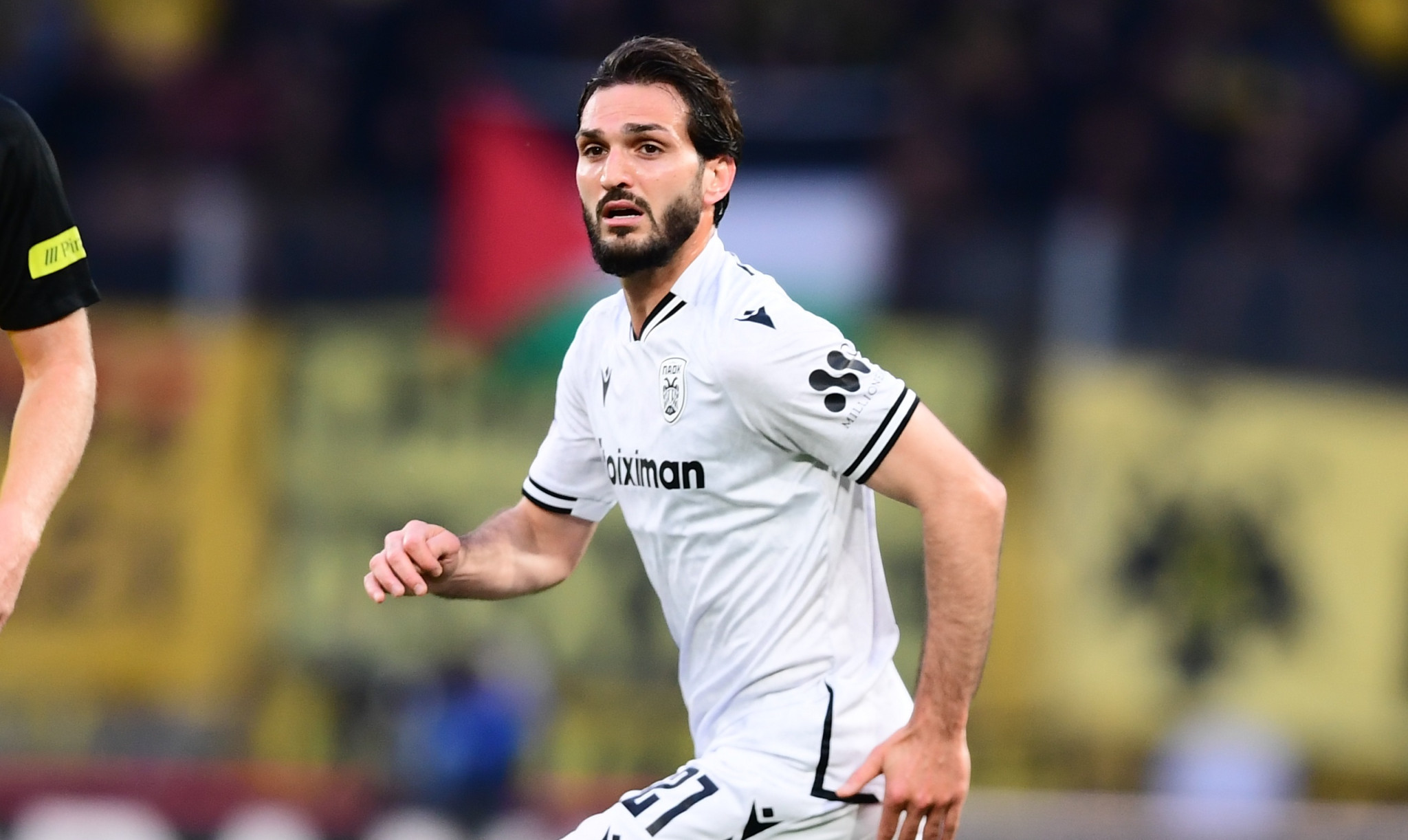 «Η Κοτσαέλισπορ τσεκάρει τον Οζντόεφ»