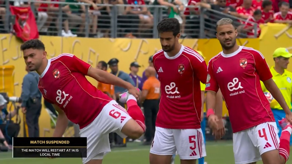 Ξεκινάει ξανά η αναμέτρηση ανάμεσα σε Παλμέιρας και Αλ Αχλί - Επιστρέφει ο κόσμος στο γήπεδο