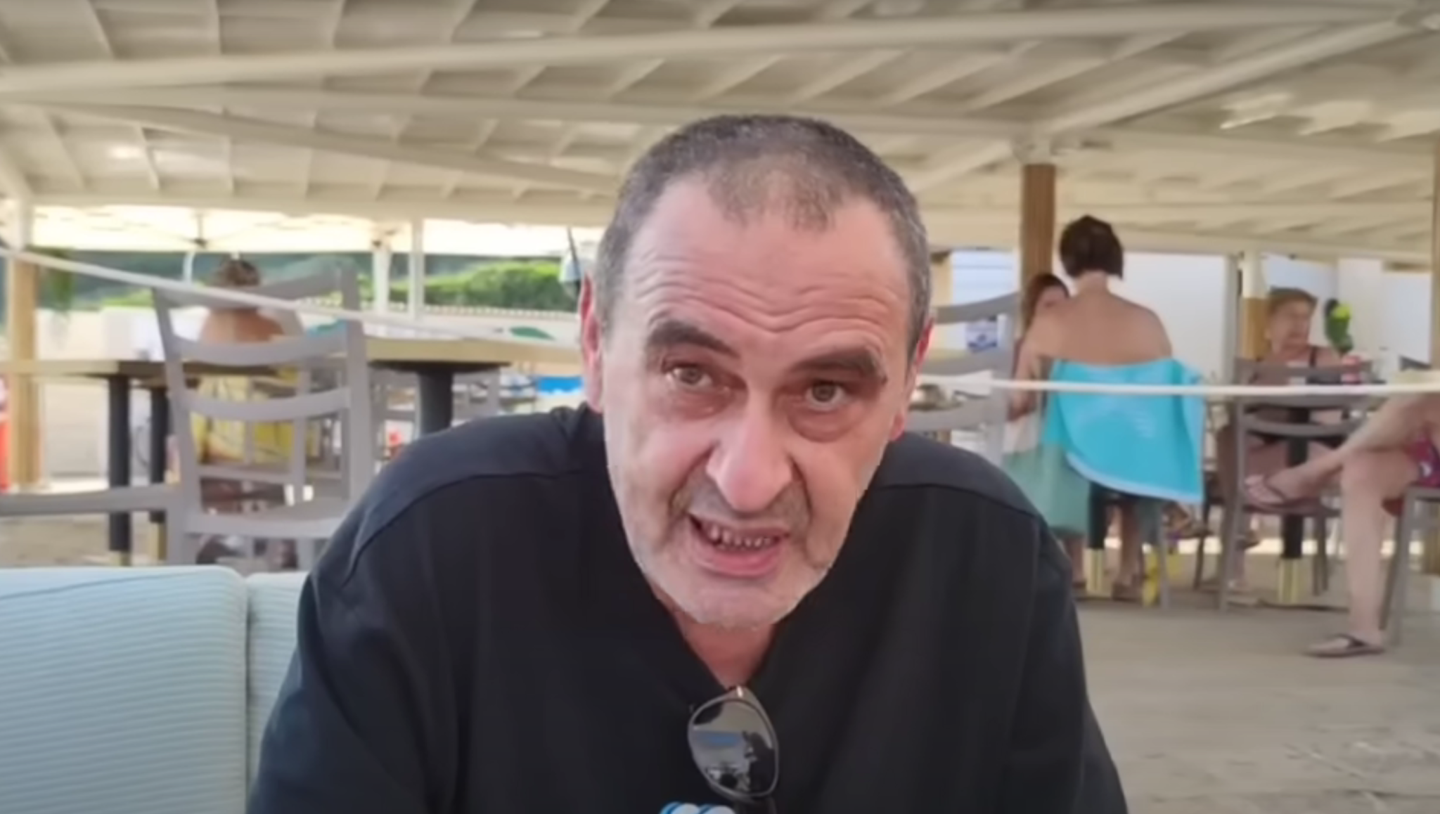 Χαμός με την παρουσίαση του Σάρι στη συνέντευξη Τύπου - Ζήτησε να μην έχει δημοσιογράφους