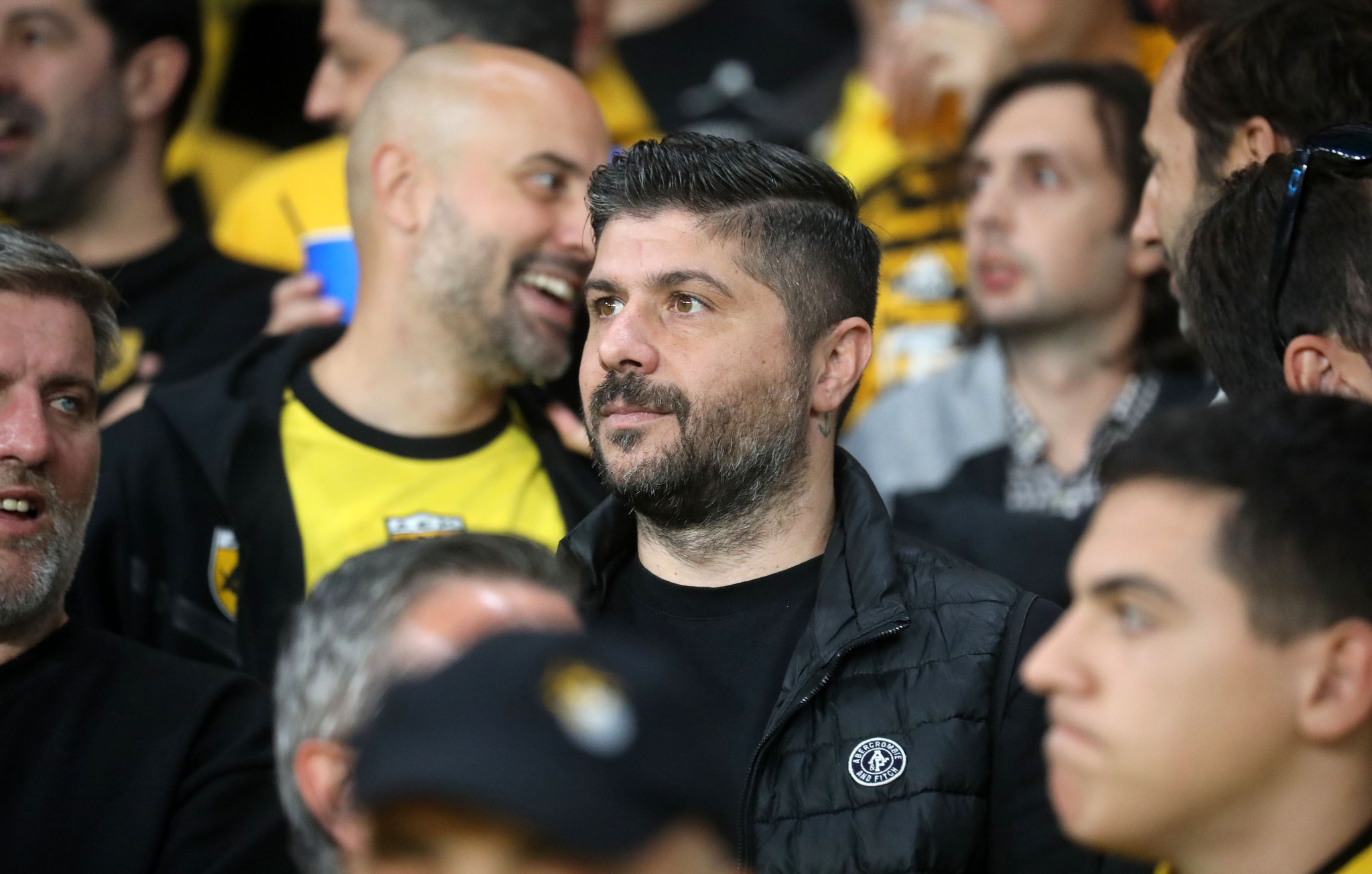 Μιχάλης Σηφάκης: «Ντρέπομαι περισσότερο από ποτέ που είμαι ΟΦΗ»