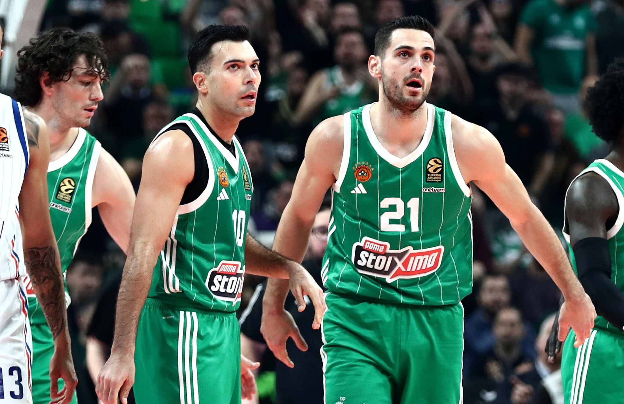 Συγκινητικός Σλούκας για Παπαπέτρου: «Κανείς δεν ξέρει τους καθημερινούς εφιάλτες που έπρεπε να ξεπερνάς για να αγωνίζεσαι»