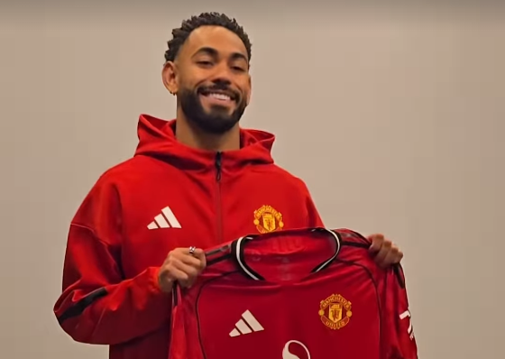 Υπέγραψε με την Μάντσεστερ Γιουνάιτεντ ο Ματέους Κούνια