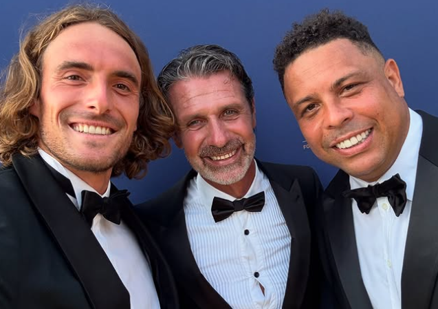 Το καταπληκτικό σχόλιο του Τσιτσιπά στην φωτογραφία του με τον Μουράτογλου και τον Ρονάλντο