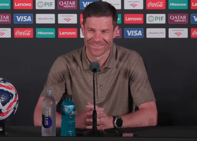 «H Ρεάλ Μαδρίτης στηρίζει τον Τσάμπι Αλόνσο στο περιστατικό με τον Βινίσιους»