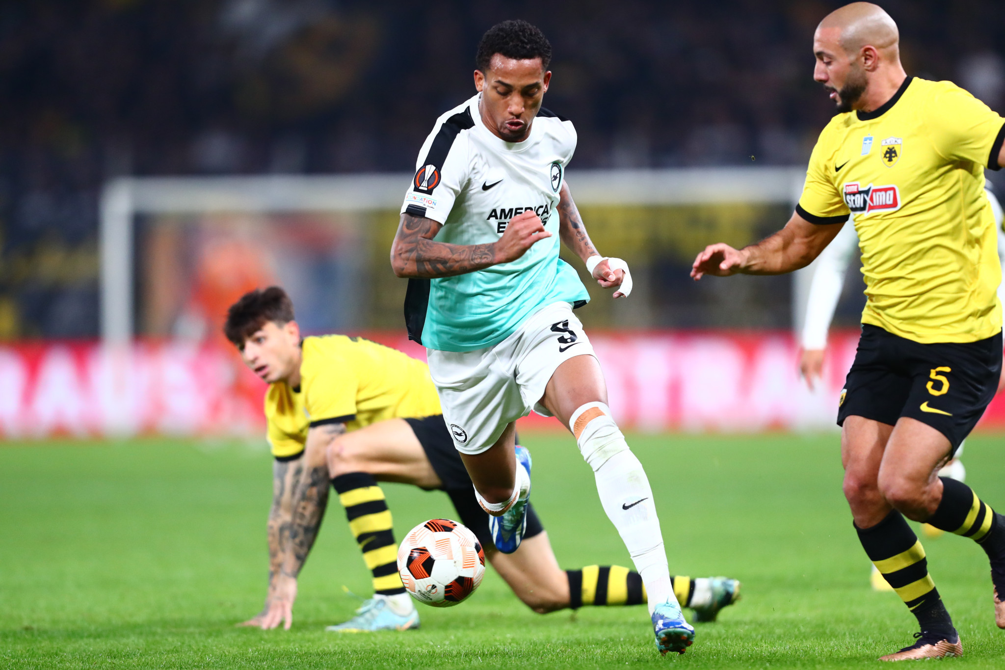 Και η Τσέλσι στο «κόλπο» για Ζοάο Πέδρο