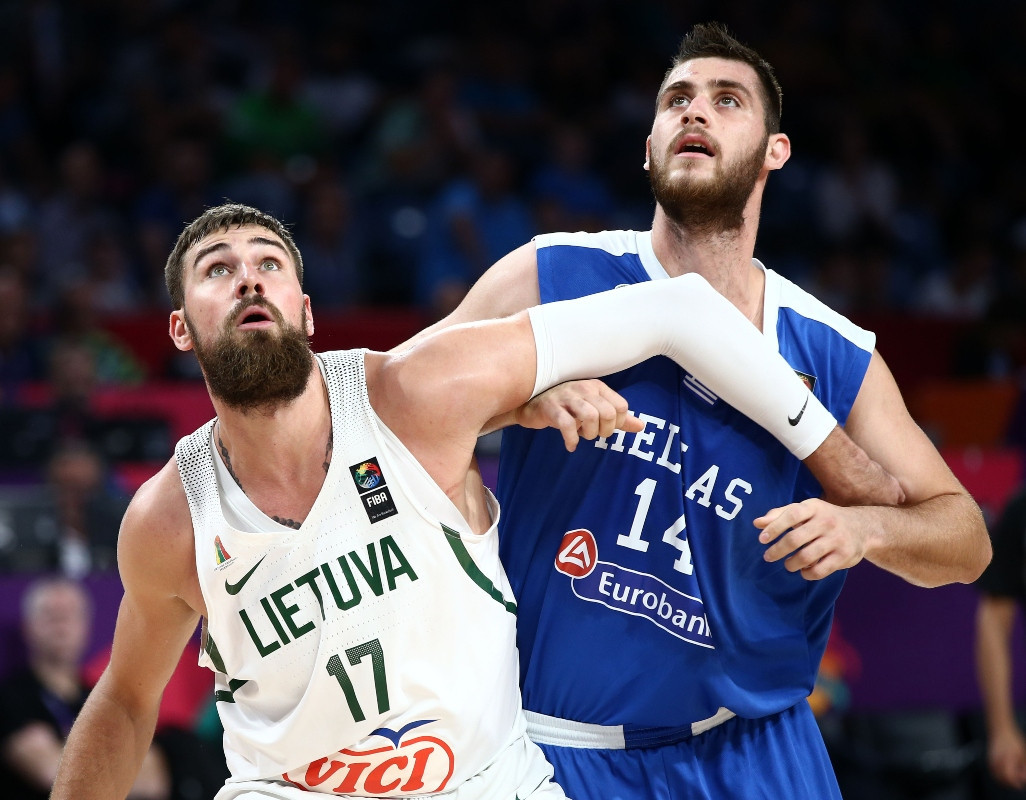 Τι ισχύει με την άφιξη Βαλαντσιουνας και την έξοδο στο «Ελ. Βενιζέλος»