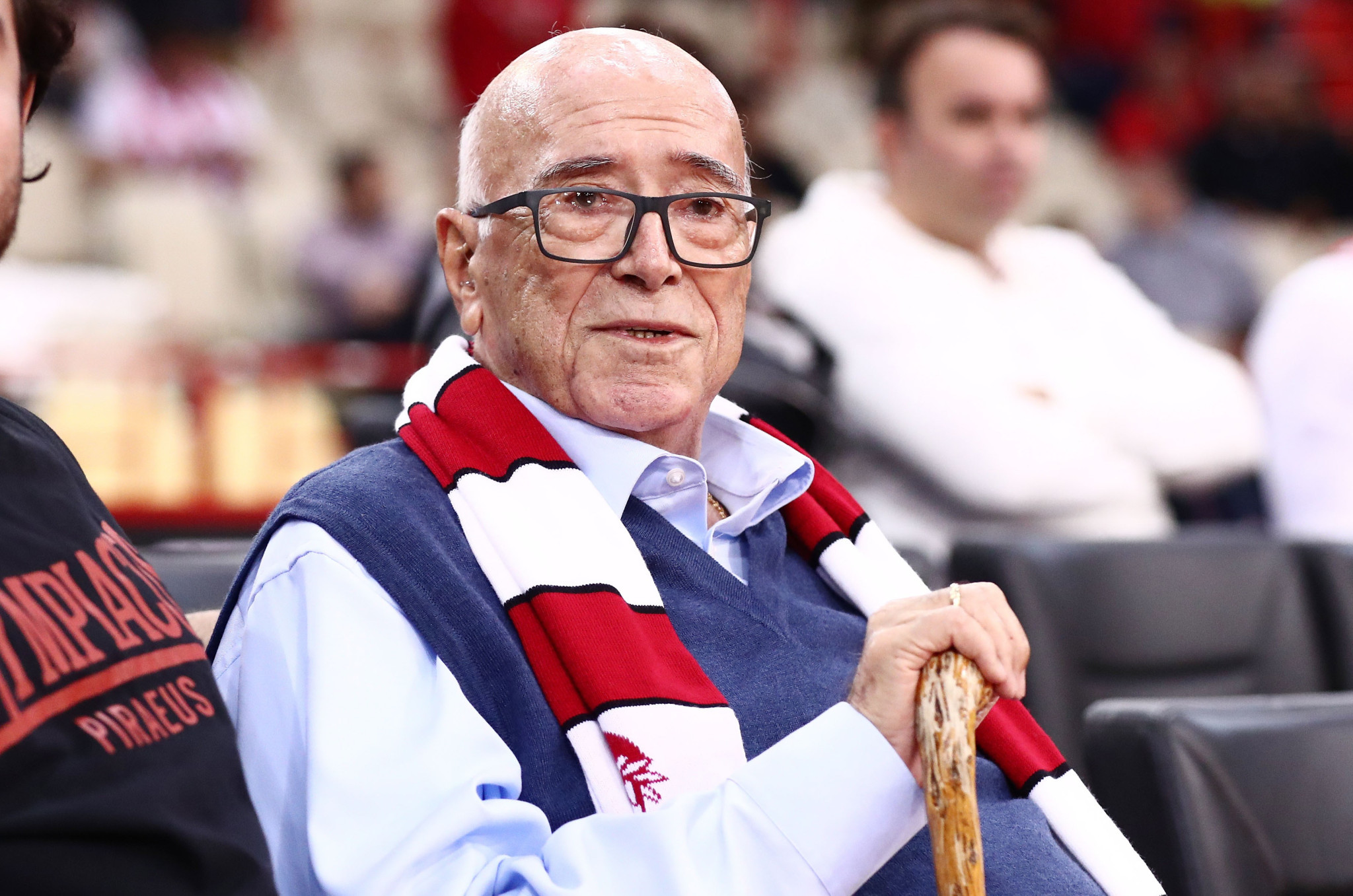 Εφοπλιστής, ναυπηγός και φυσιολάτρης: Αυτός είναι ο Παναγιώτης Τσάκος, νέος χορηγός του Ολυμπιακού