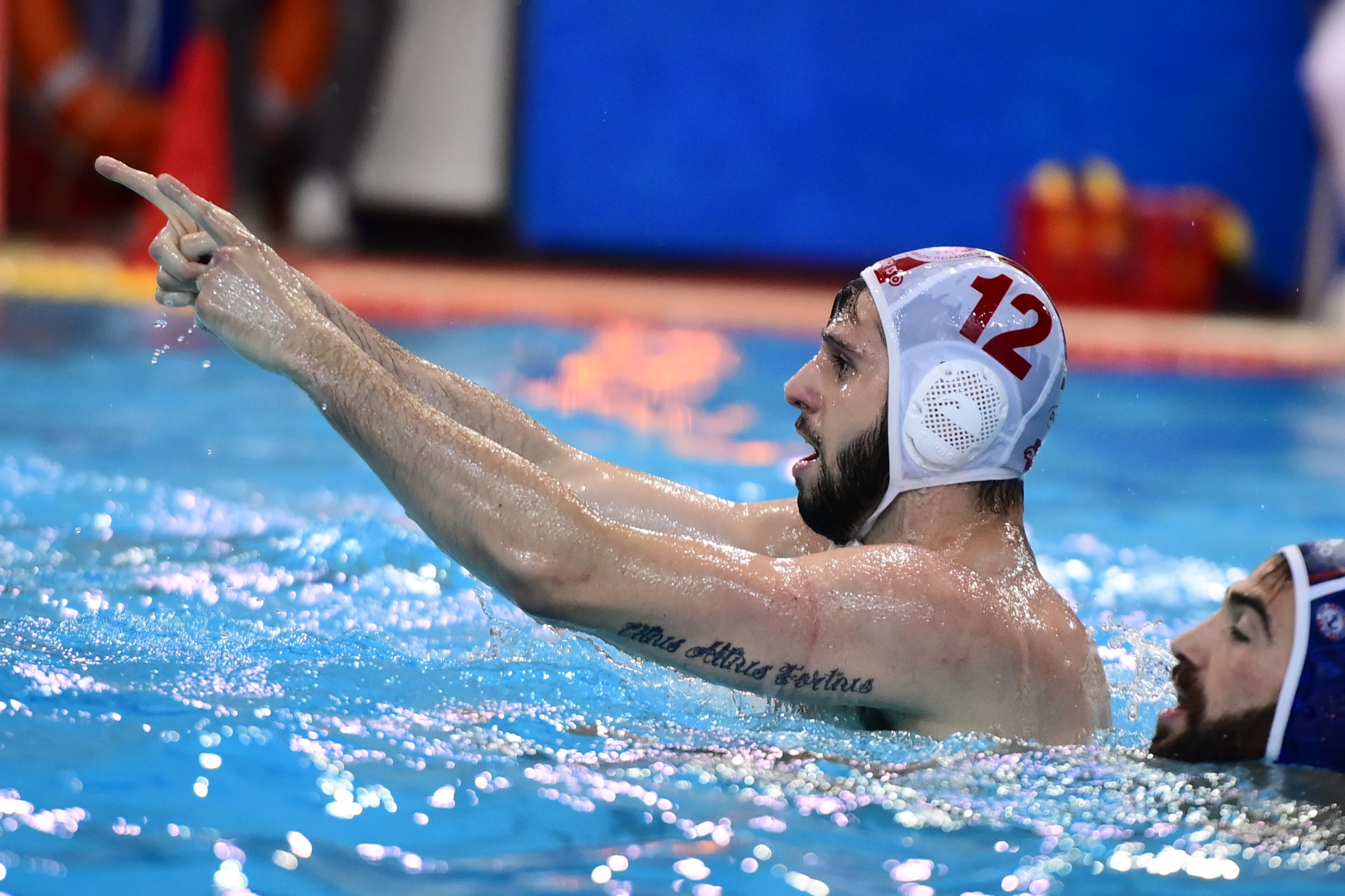 Παραμένει για τρία χρόνια στον Ολυμπιακό ο Παπαναστασίου