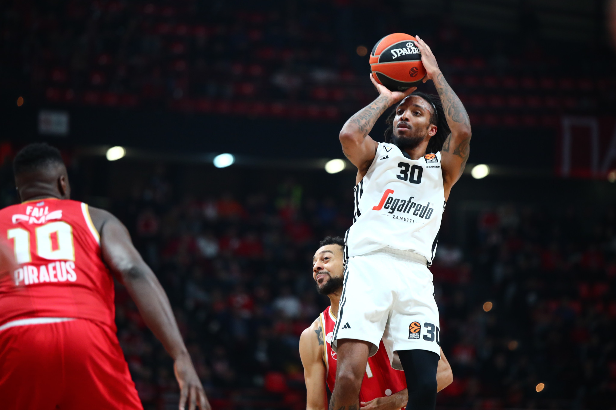 Η Βίρτους Μπολόνια και ο Ματ Μόργκαν θα συνεχίσουν μαζί για τα επόμενα τρία χρόνια