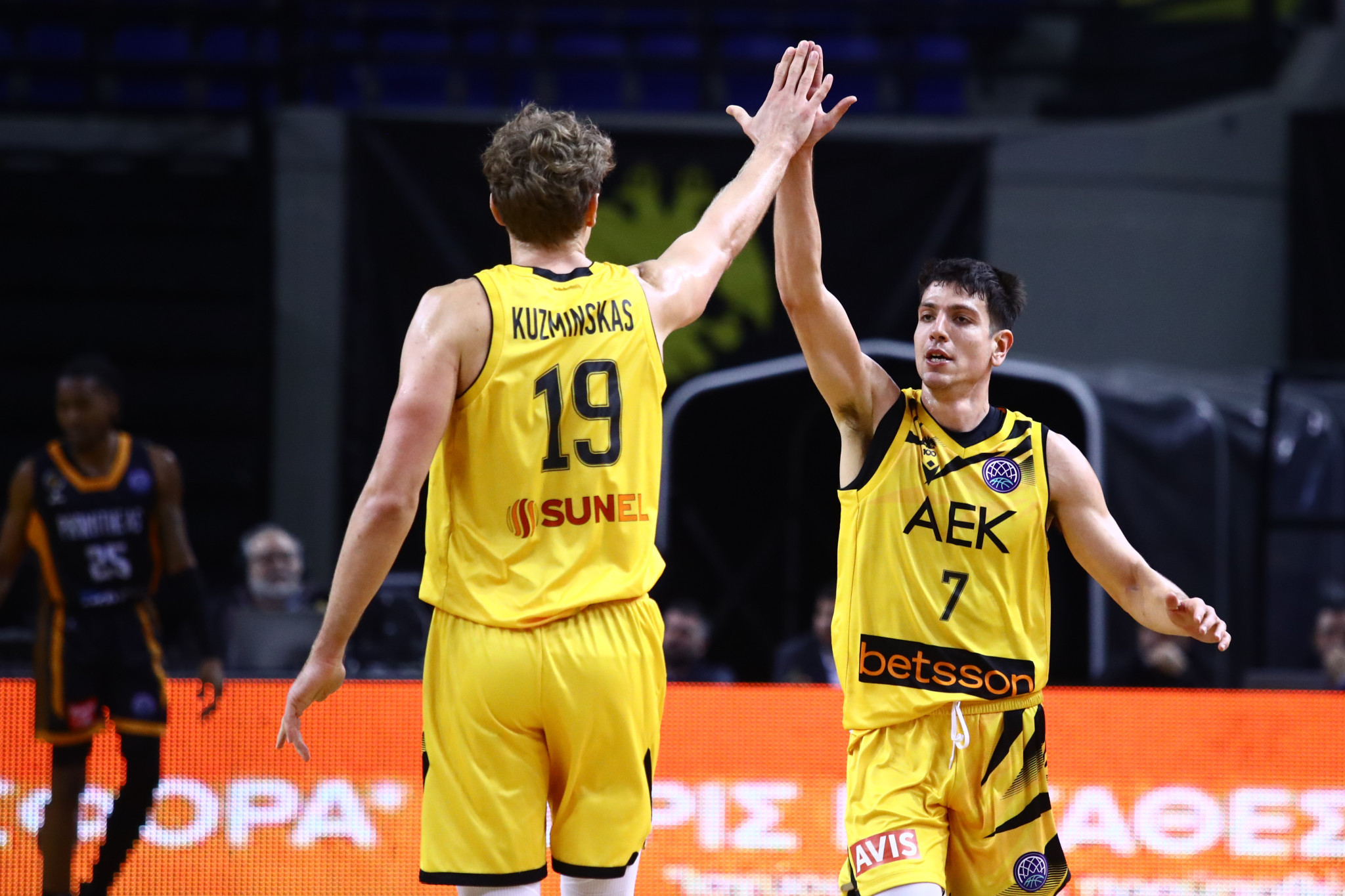 Θέλει να τελειώσει το θέμα Φλιώνη η ΑΕΚ