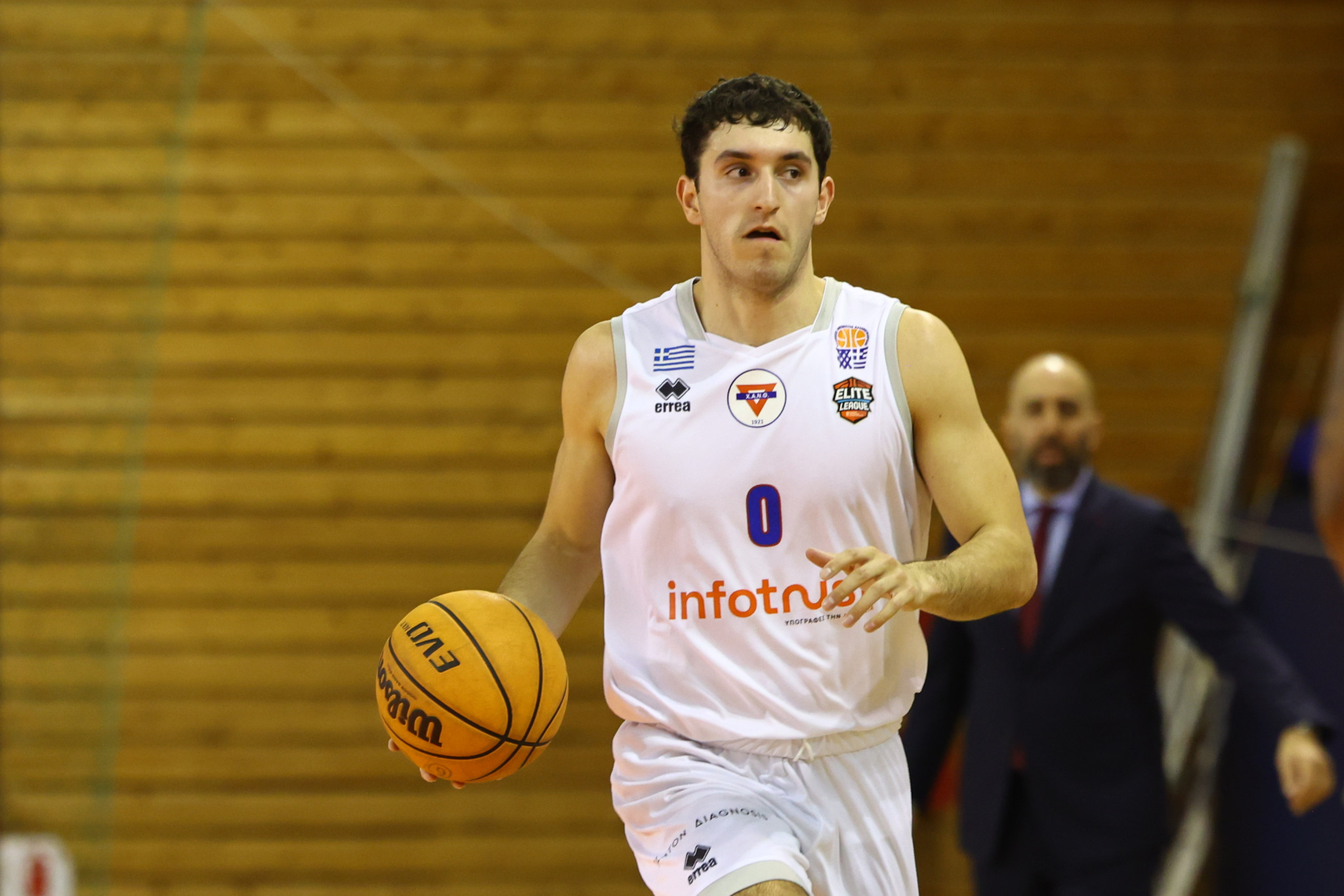 Ο Τζον Ιτούνας στο Περιστέρι