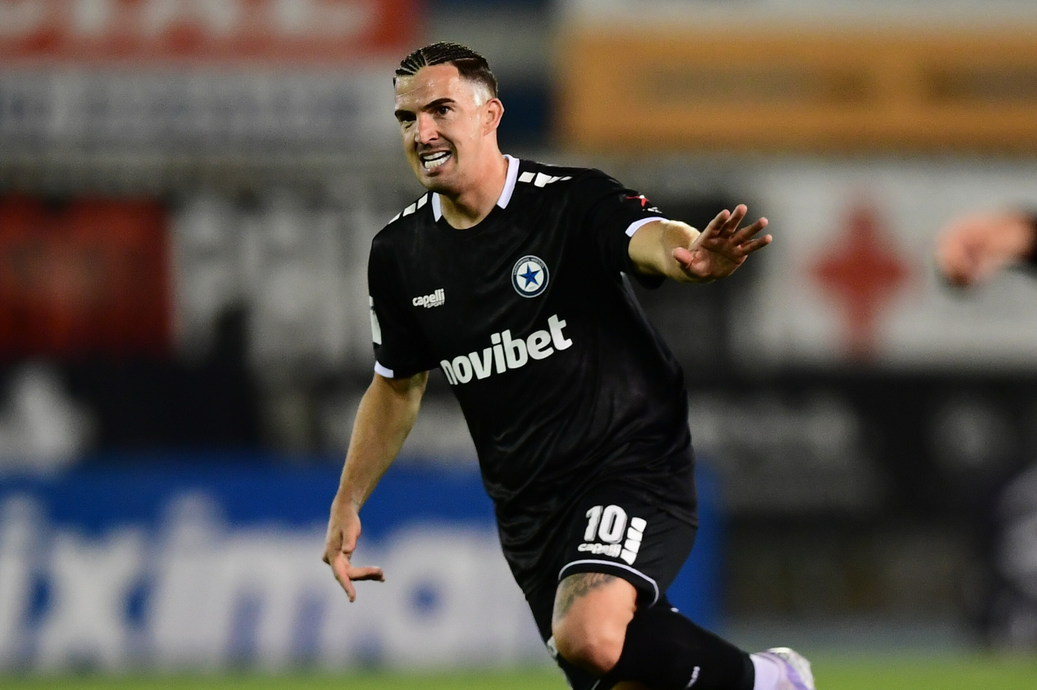 Καρλίτος: «Στον Ατρόμητο ενοχλήθηκαν όταν έμαθαν ότι είχα συμφωνήσει με άλλη ομάδα»