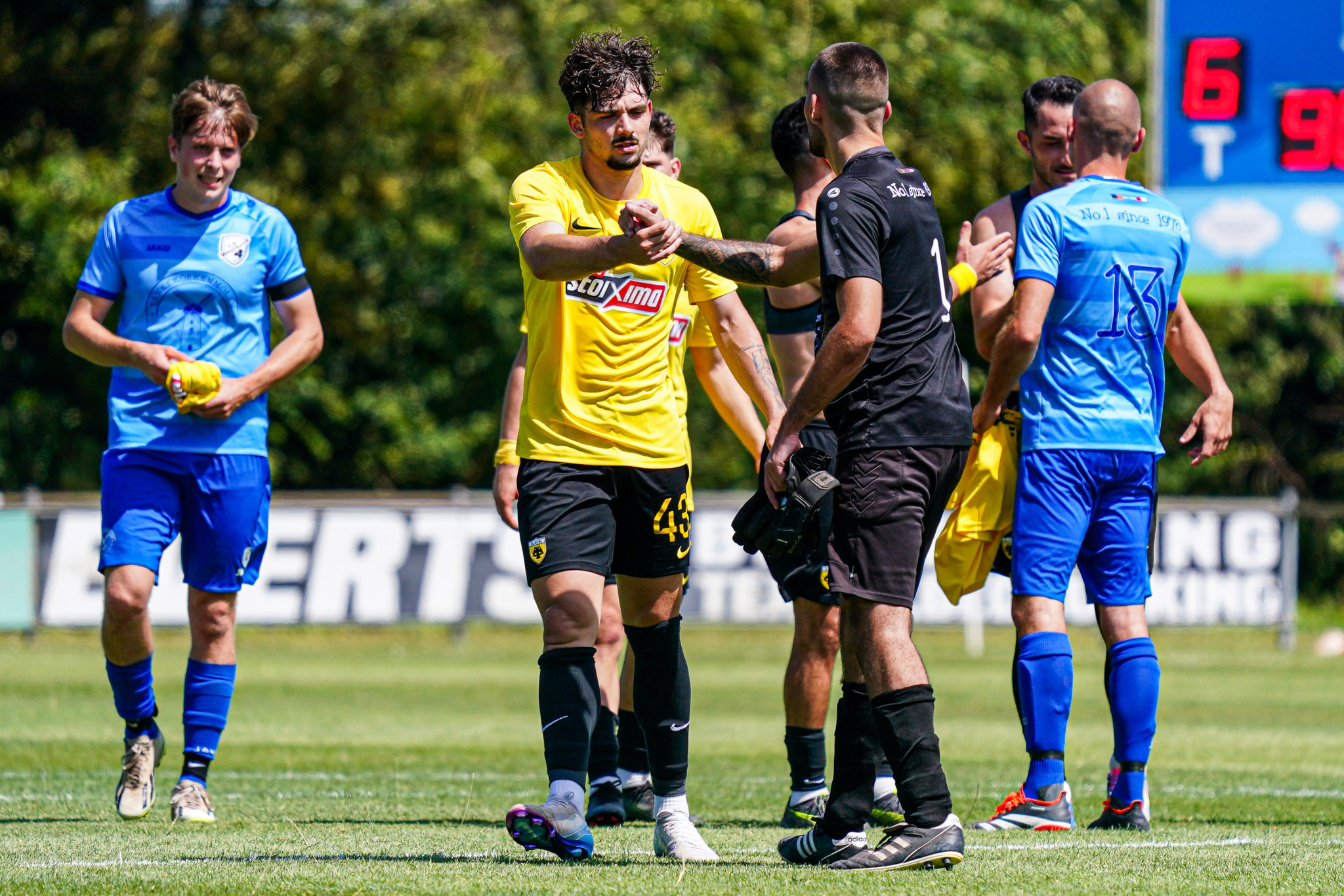 Γιατί η ΑΕΚ δεν θα έχει στη φανέλα της στοιχηματικό χορηγό στο φιλικό με Ζούλτε Βάρεγκεμ