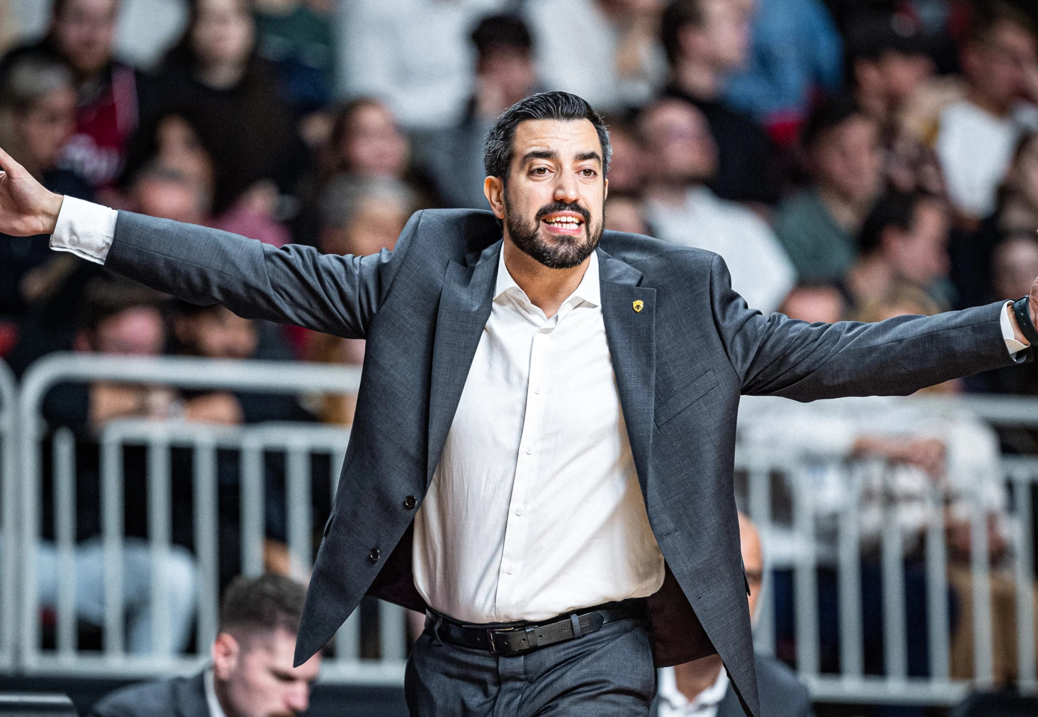 Ο Αντρέα Βιτσεντζούτο στο Athletiko: «Ο Σάκοτα ήταν ο μαέστρος, ένιωσα την ΑΕΚ σπίτι μου»