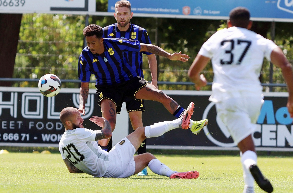 «Βαριά» τα πόδια και ήττα με 3-1 από την Λίβινγκστον για τον Άρη