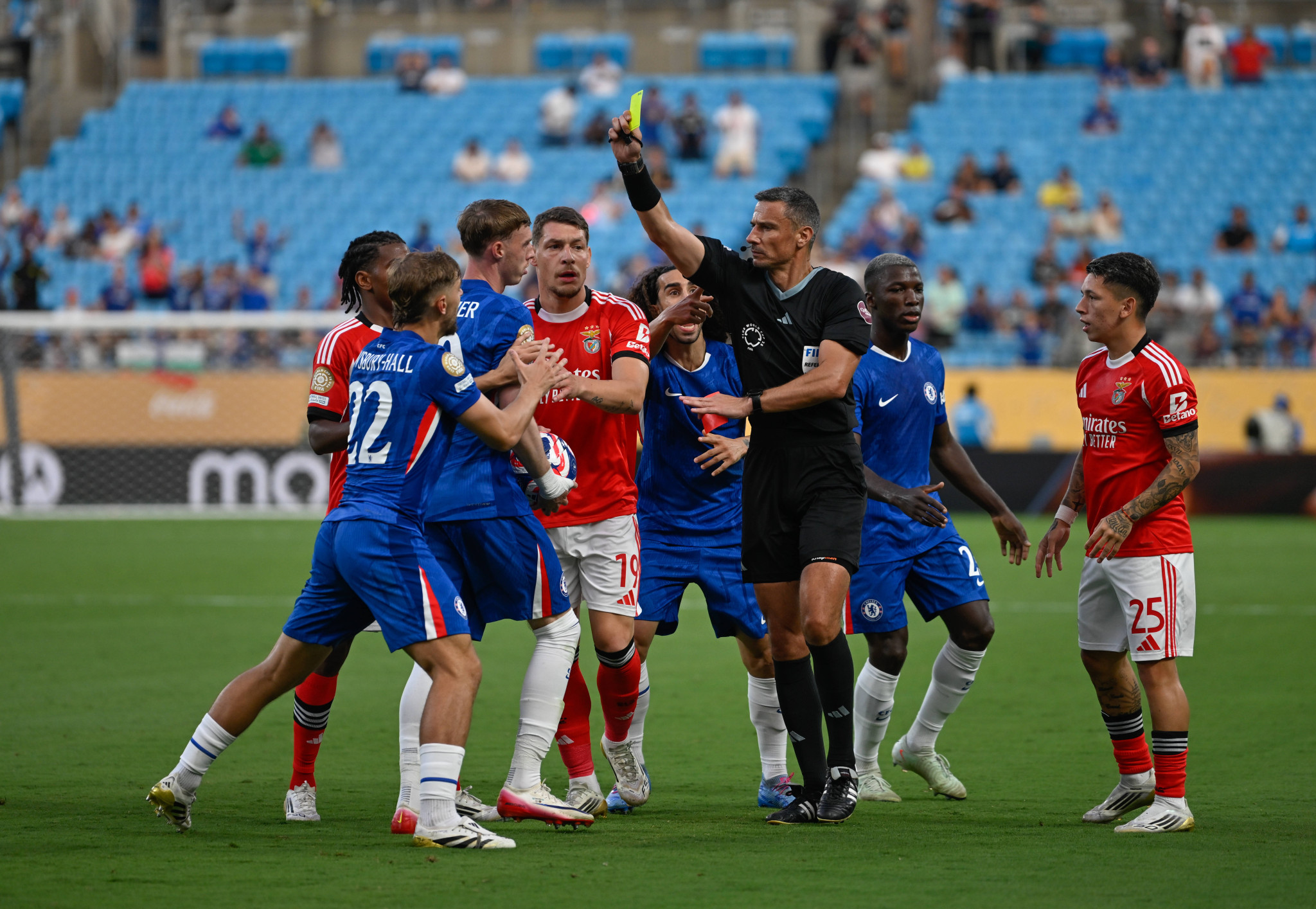 Καταιγίδες, κεραυνοί και... μπάλα - Είναι οι ΗΠΑ κατάλληλες για ποδόσφαιρο;