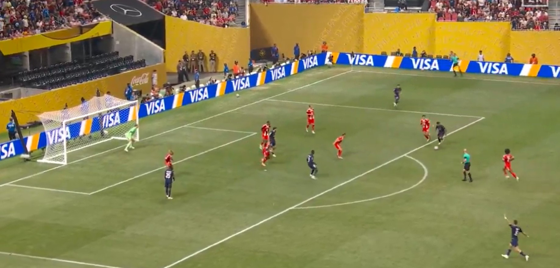 Η γκολάρα του Ντουέ που άνοιξε το σκορ για την Παρί (video)