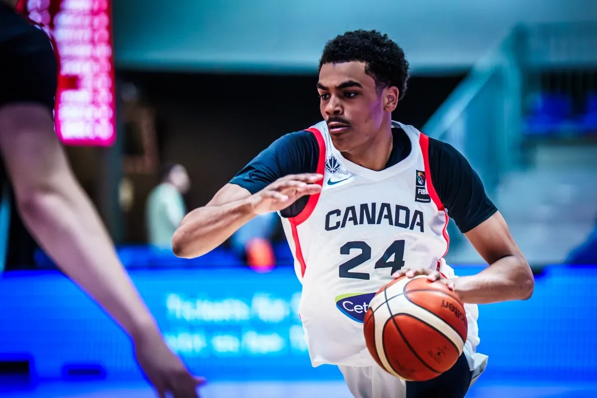 O γιος του Χακίμ Ολάζουον τα έχει... σπάσει στο Παγκόσμιο U19 με 0/13 σουτ σε δύο αγώνες