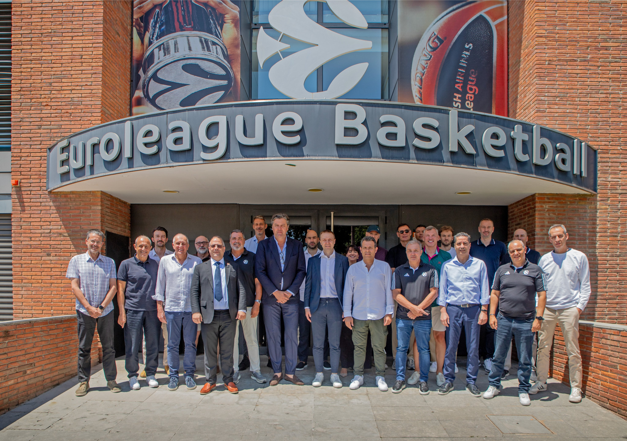 Πόσοι τίτλοι βρίσκονται σε μια φωτογραφία;