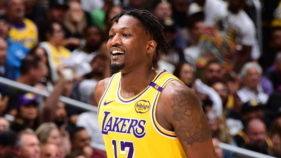 Οι Ρόκετς έπαιξαν... μεγάλη μπάλα στην free agency με Φίνεϊ-Σμιθ και Καπέλα