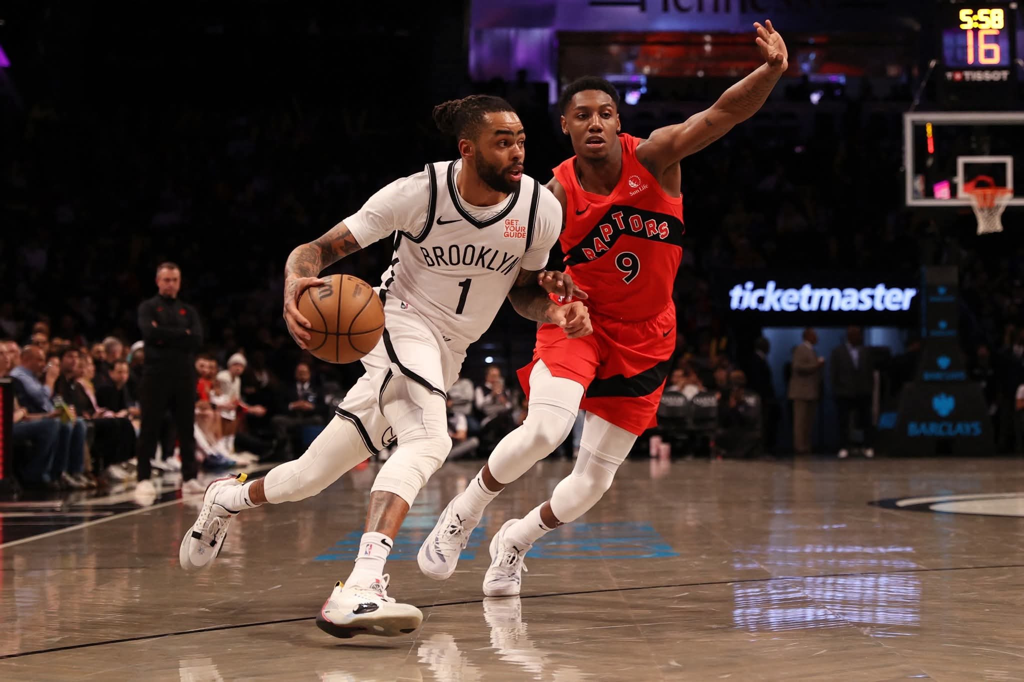 Ενίσχυση με Ράσελ για τους Μάβερικς